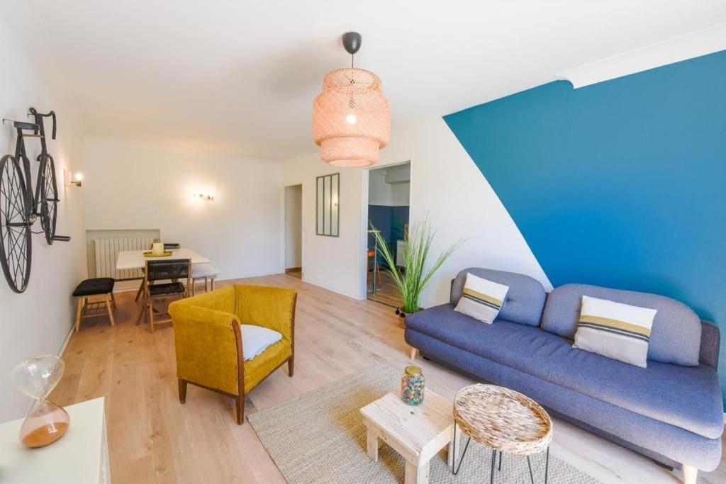 Charmant Logement Plein Pied Au Coeur Du Village Castelculier Exterior foto